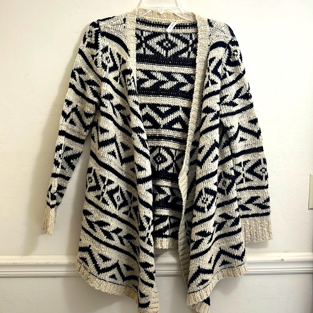 Cardigan sweater- Blu Pepper